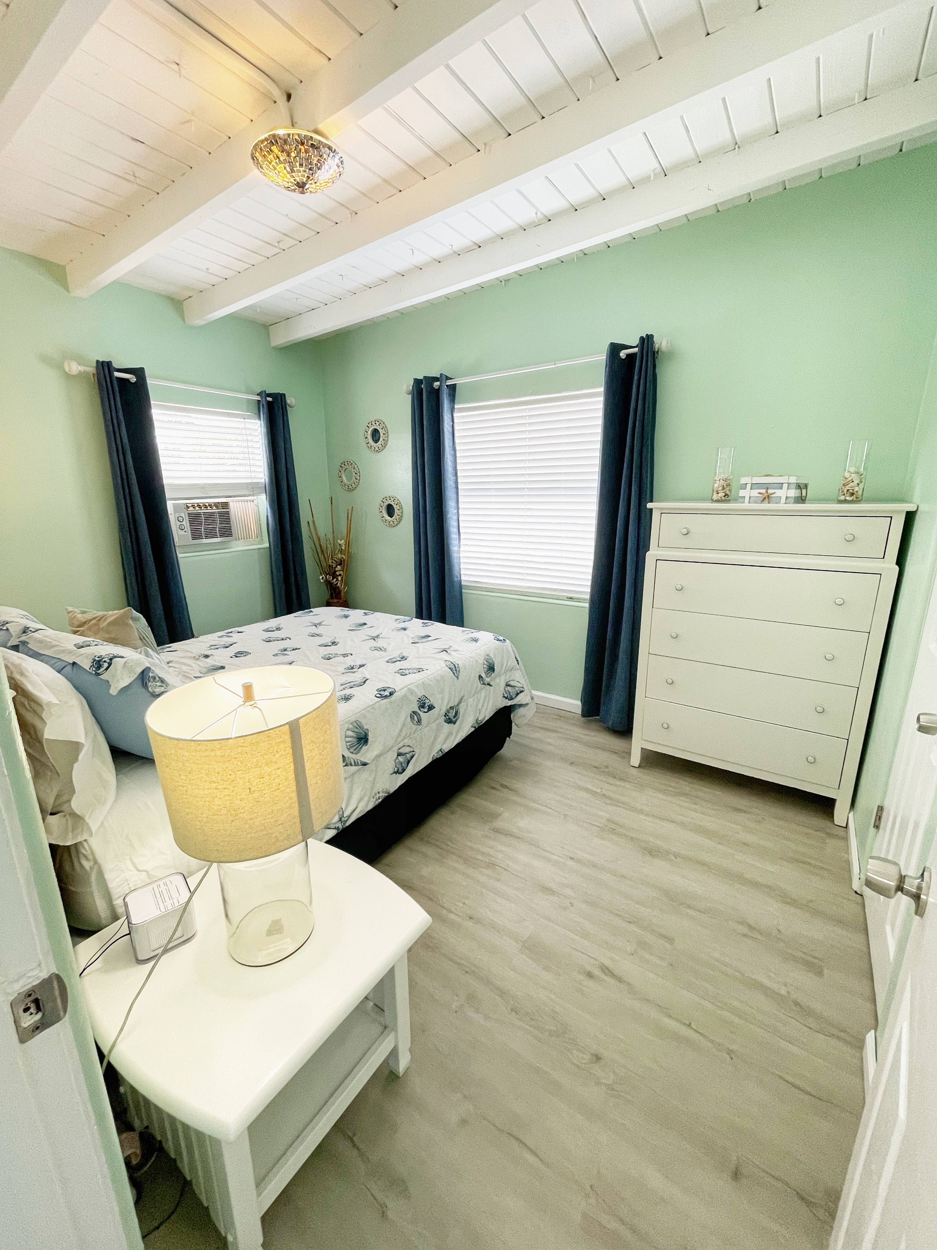 Cottage 201 interior photo